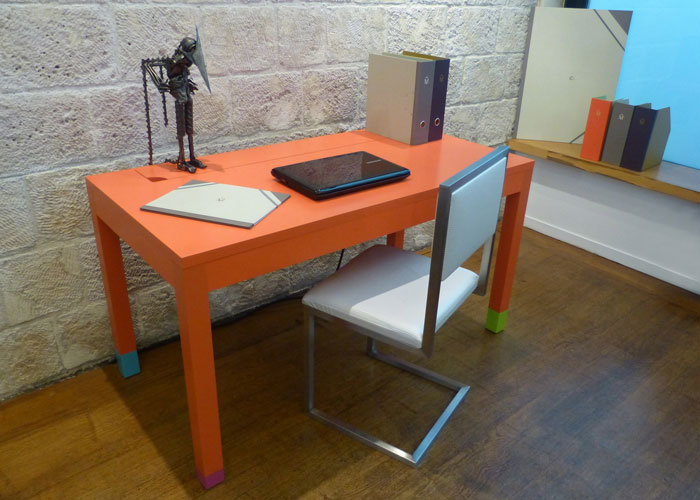 bureau connecté couleurs sur mesure orange Co-Pied mobilier Les Pieds Sur La Table