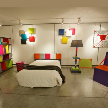 Exposition Mobilier Design au Viaduc des Arts Paris, les meubles Les Pieds Sur La Table