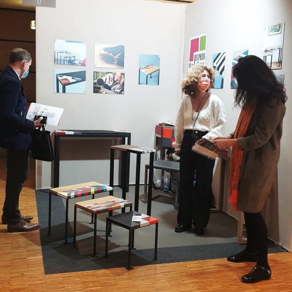 Meubles contemporains Les Pieds Sur La Table au salon du patrimoine culturel Paris