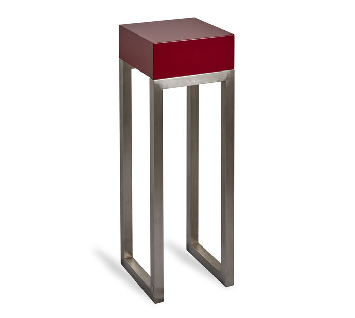 console design petit format Plug&Pied couleurs rouge piment. Pied inox brossé. Meubles Les Pieds Sur La Table