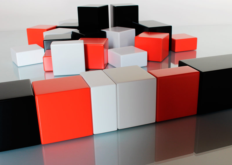 objets de communication artistiques, jeux de cubes animés personnalisés aux valeurs et couleurs d'entreprise. Création sur mesure par mobilier Les Pieds Sur La Table