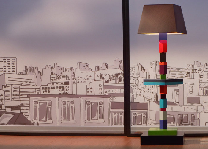 lampadaire graphique cubes en couleurs multicolore Pied-Jeu mobilier Les Pieds Sur La Table