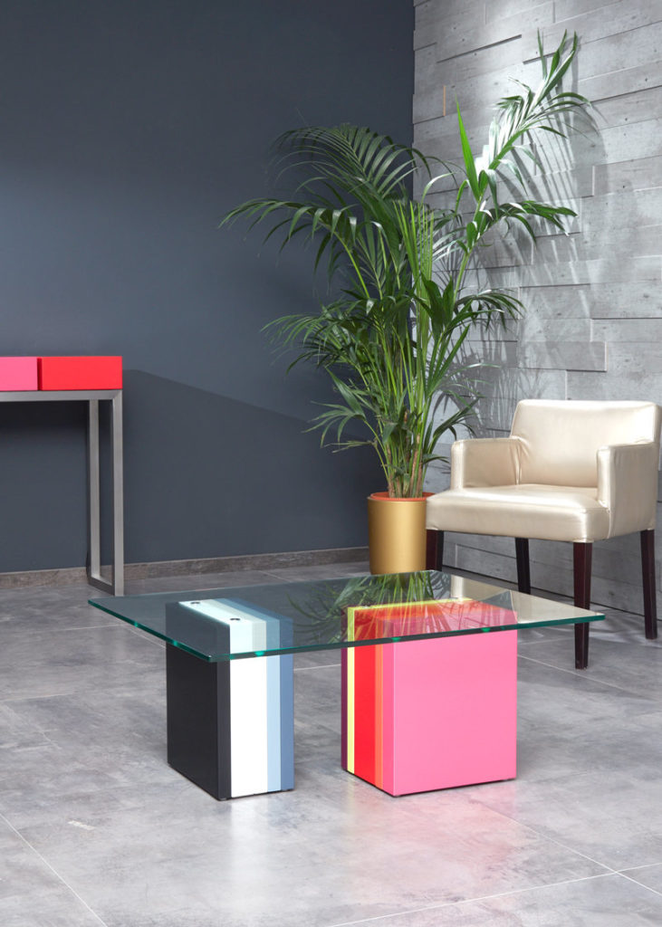 table basse accueil bureaux en couleurs et verre Pied G Multi mobilier modulable Les Pieds Sur La Table