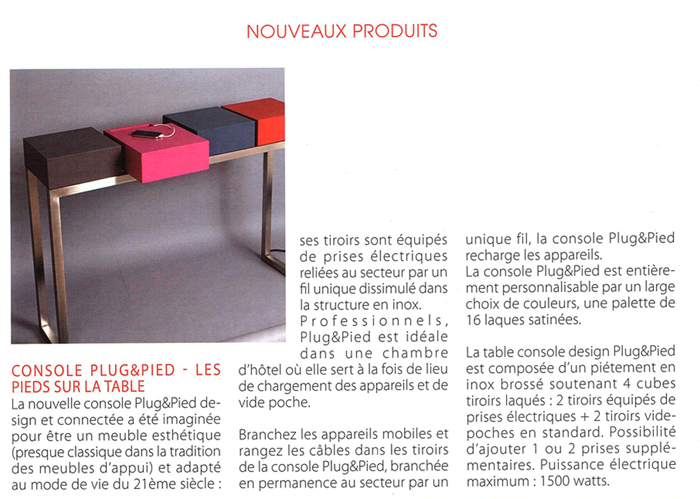 Console design connectée hotels dans guide CHR 2012-2013. Console Plug&Pied recharge les mobiles- Mobilier design modulable et coloré Les Pieds Sur La Table-article