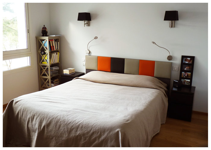 tête de lit murale sur mesure orange beige Drap-Pied mobilier Les Pieds Sur La Table réalisation maison chambre complète