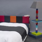tête de lit avec rangements sur mesure couleurs vives L150 Drap-Pied mobilier Les Pieds Sur La Table